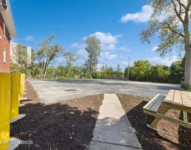 515 N Cass Avenue - Photo Thumbnail 24