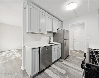515 N Cass Avenue - Photo Thumbnail 17