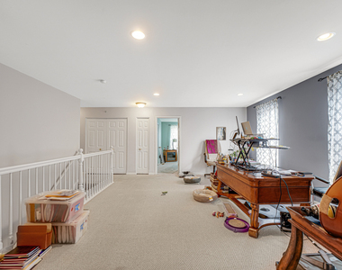 8217 Lincoln Avenue - Photo Thumbnail 21