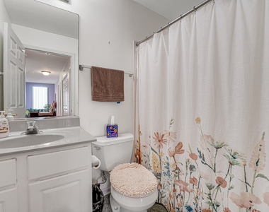 8217 Lincoln Avenue - Photo Thumbnail 18