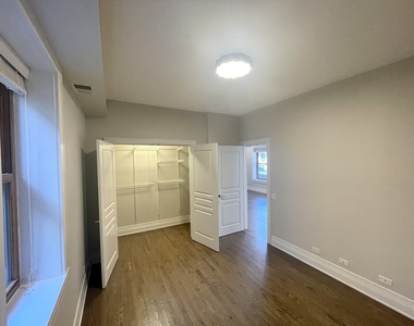 2539 W Iowa Street - Photo Thumbnail 13