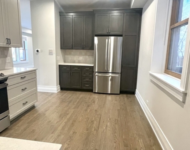 2539 W Iowa Street - Photo Thumbnail 8