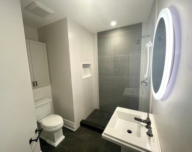 2539 W Iowa Street - Photo Thumbnail 9