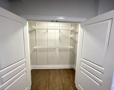 2539 W Iowa Street - Photo Thumbnail 3