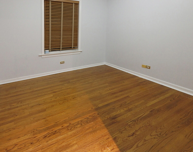 6042 N Kenmore Avenue - Photo Thumbnail 13