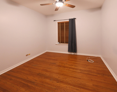 6042 N Kenmore Avenue - Photo Thumbnail 7