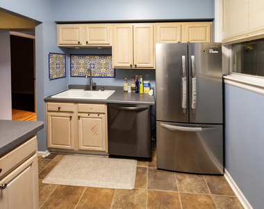 6042 N Kenmore Avenue - Photo Thumbnail 21