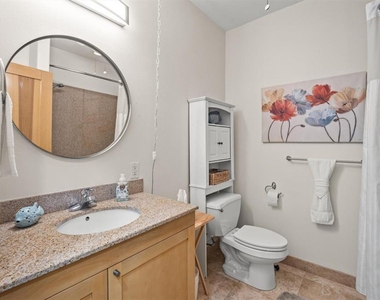 9420 Seawall Boulevard - Photo Thumbnail 10