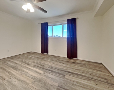 7900 Westheimer Road - Photo Thumbnail 7