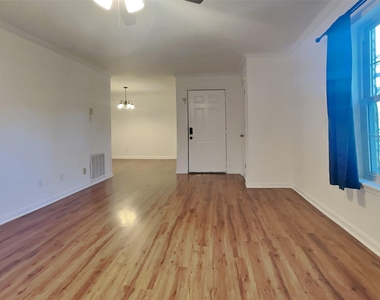 7900 Westheimer Road - Photo Thumbnail 3