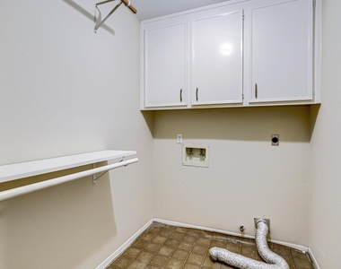 3706 Haven Pines Drive - Photo Thumbnail 17