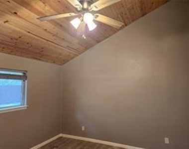5114 Enchanted Timbers Drive - Photo Thumbnail 8