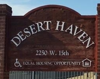 2250 W 15th St - Photo Thumbnail 6