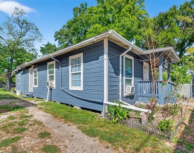 968 Garapan Street - Photo Thumbnail 1