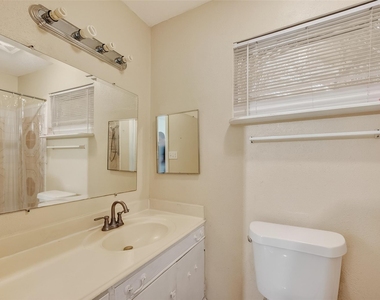 968 Garapan Street - Photo Thumbnail 27