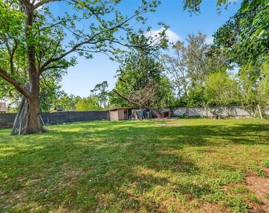 968 Garapan Street - Photo Thumbnail 33