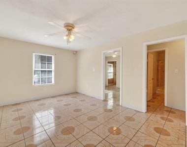 968 Garapan Street - Photo Thumbnail 5