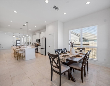 21130 Garden Palm Drive - Photo Thumbnail 13