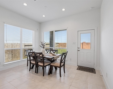 21130 Garden Palm Drive - Photo Thumbnail 12