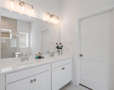 21130 Garden Palm Drive - Photo Thumbnail 16
