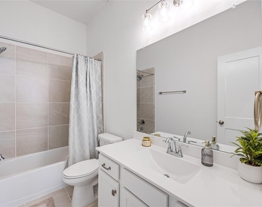 21130 Garden Palm Drive - Photo Thumbnail 19