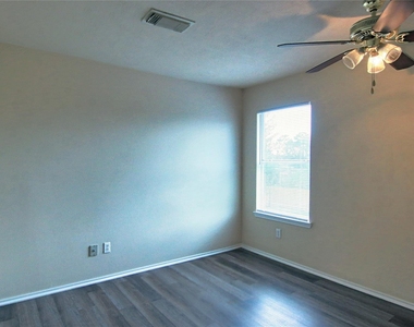 7419 Kennemer - Photo Thumbnail 10