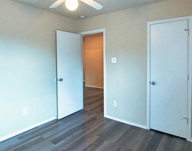 7419 Kennemer - Photo Thumbnail 13