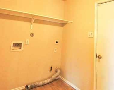 7419 Kennemer - Photo Thumbnail 4