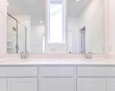 27410 Sweetwater Bay Drive - Photo Thumbnail 19