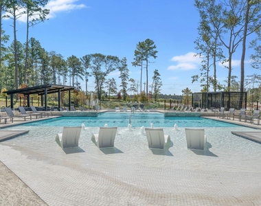 925 Sutherland Falls Street - Photo Thumbnail 2