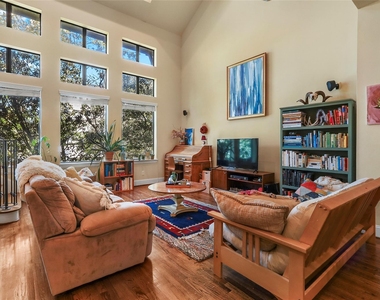 1905 Summer Street - Photo Thumbnail 1