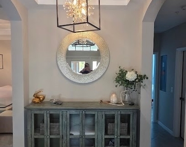 10520 Casella Way - Photo Thumbnail 16