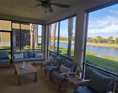 10520 Casella Way - Photo Thumbnail 4