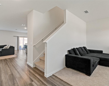 21568 Rolling Streams Drive - Photo Thumbnail 2