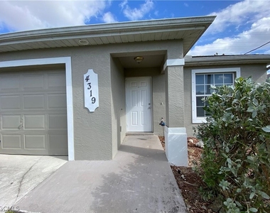 4317 Sw Santa Barbara Place - Photo Thumbnail 2