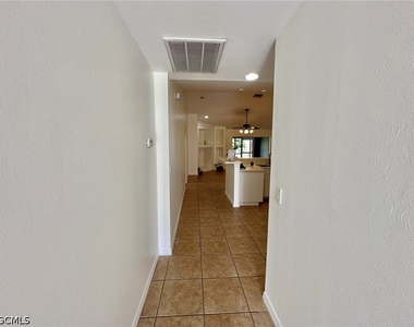 4317 Sw Santa Barbara Place - Photo Thumbnail 10
