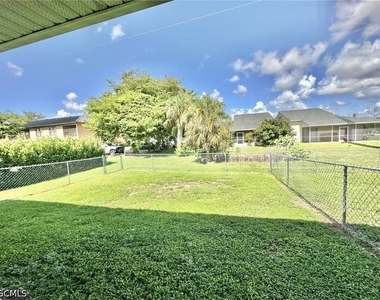 4317 Sw Santa Barbara Place - Photo Thumbnail 35