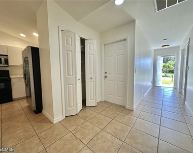 4317 Sw Santa Barbara Place - Photo Thumbnail 15