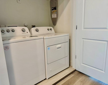 1254 N Post Oak Road - Photo Thumbnail 19