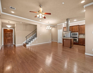 1162 Hempstead Villa Lane - Photo Thumbnail 2
