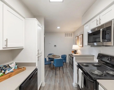 11715 S Glen Drive - Photo Thumbnail 9