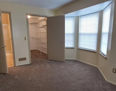 871 Juniper - Photo Thumbnail 11