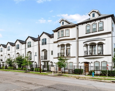 211 Milby Street - Photo Thumbnail 1