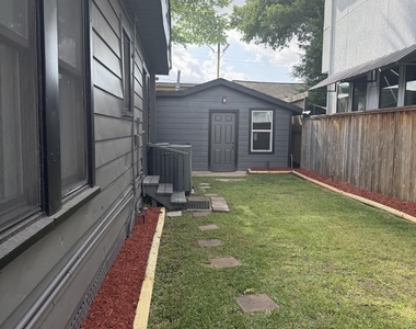 1507 Laird Street - Photo Thumbnail 21