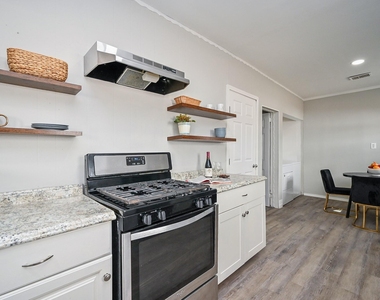 1507 Laird Street - Photo Thumbnail 1
