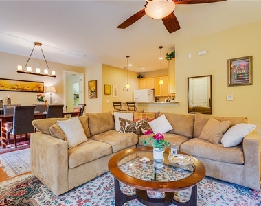 9088 Chula Vista Street - Photo Thumbnail 6