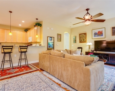9088 Chula Vista Street - Photo Thumbnail 4