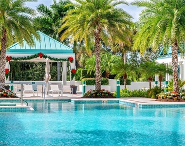 7515 Pelican Bay Boulevard - Photo Thumbnail 3