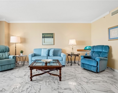 7515 Pelican Bay Boulevard - Photo Thumbnail 14