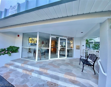 290 Naples Cove Drive - Photo Thumbnail 30